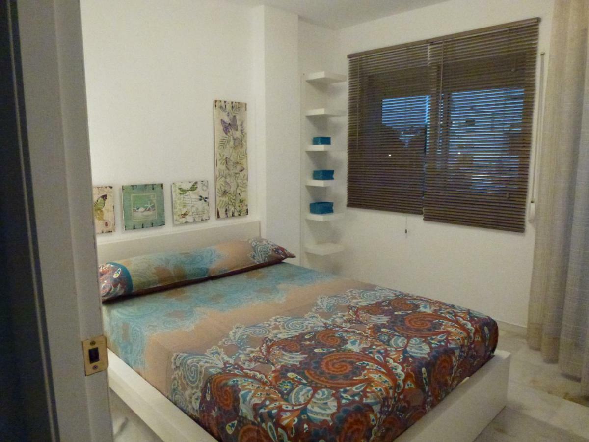 Apartamento en Torremolinos con piscina Bagian luar foto