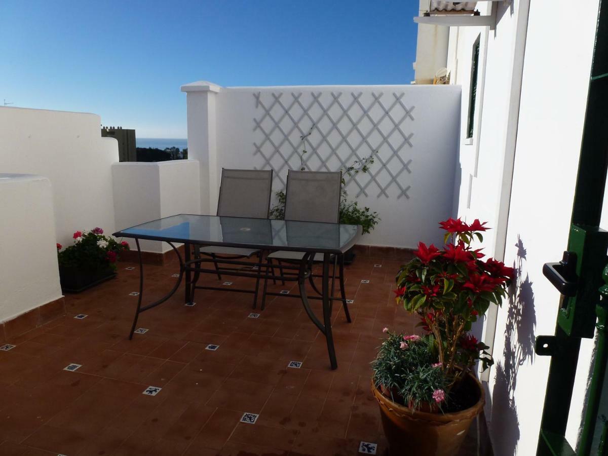 Apartamento en Torremolinos con piscina Bagian luar foto